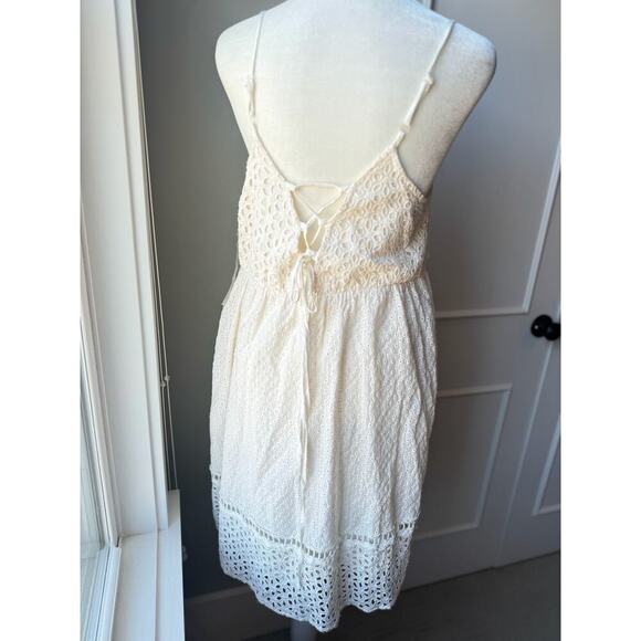 Altar'd state lace white dress Size Medium - Picture 9 of 9